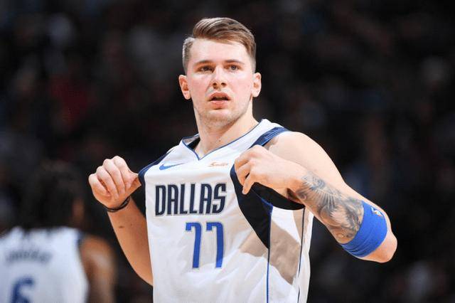 富的旁观者 富的旁观者