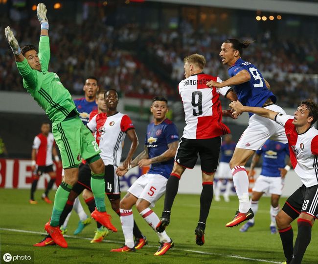 国健儿拼搏 国健儿拼搏