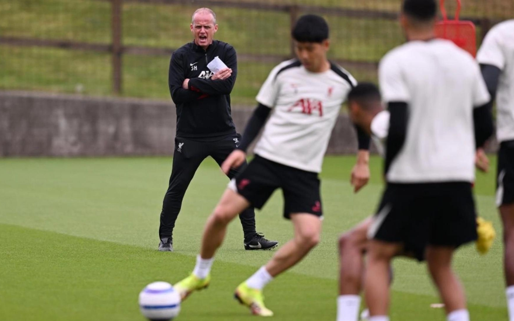 期融入球队 期融入球队